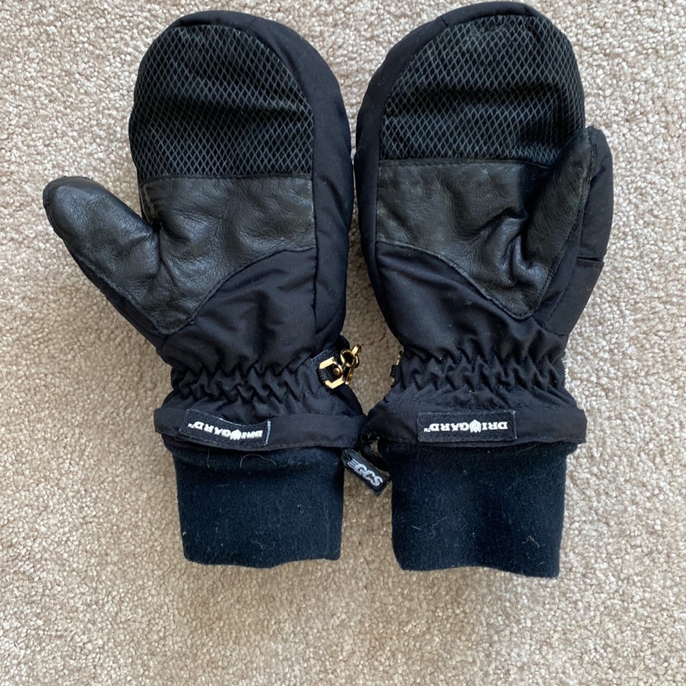 Grandoe mittens